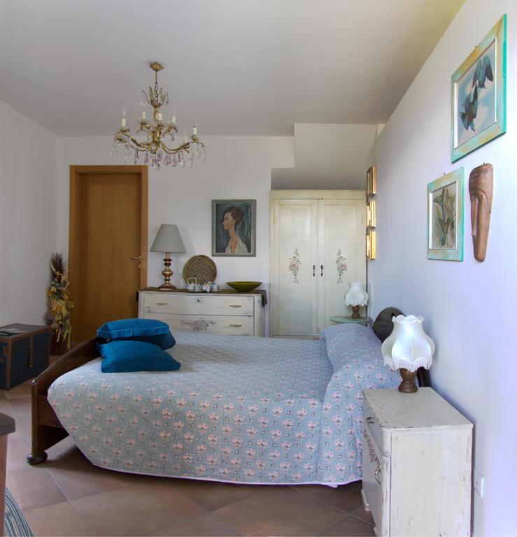 B&B Alba Sul Lago Перджине-Вальсугана Номер фото