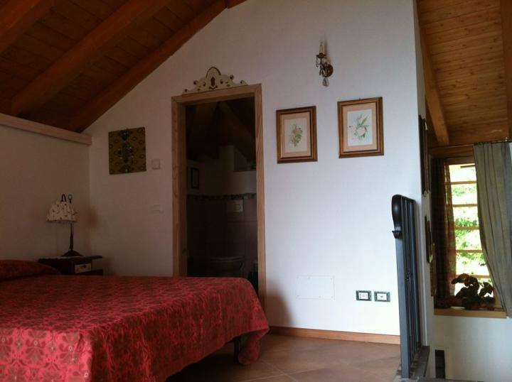 B&B Alba Sul Lago Перджине-Вальсугана Номер фото